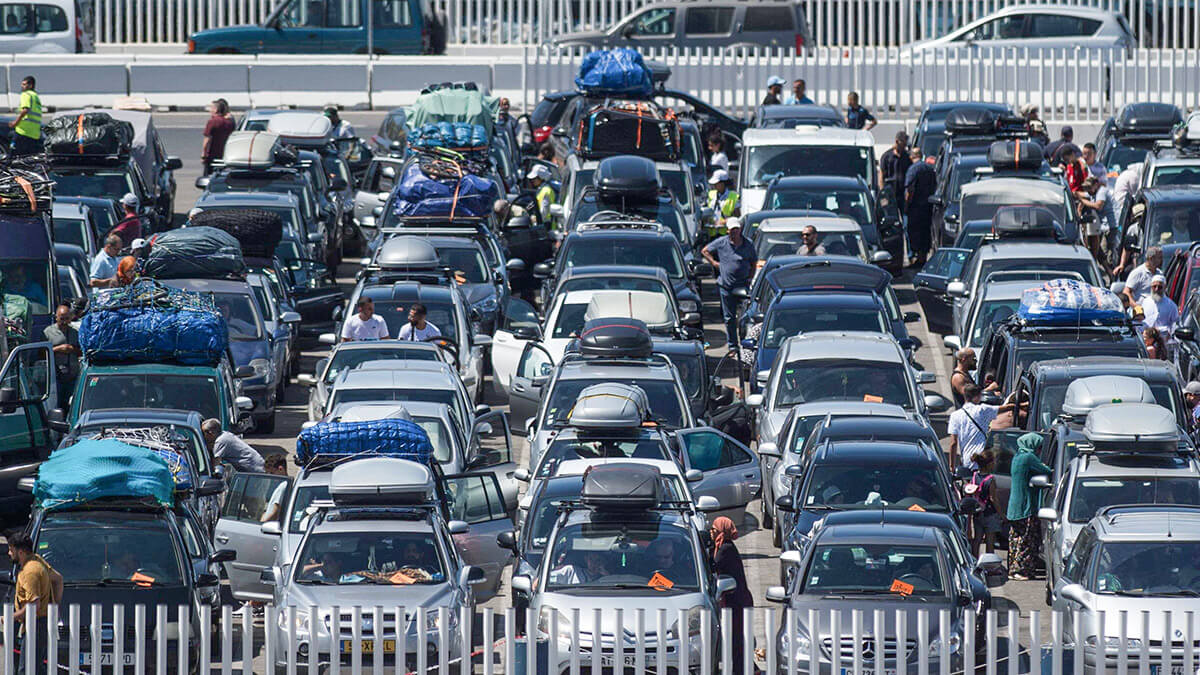 Port of Algeciras Gives Priority to Moroccans Abroad: Temporary Truck Suspension to Speed Up Travel to Morocco