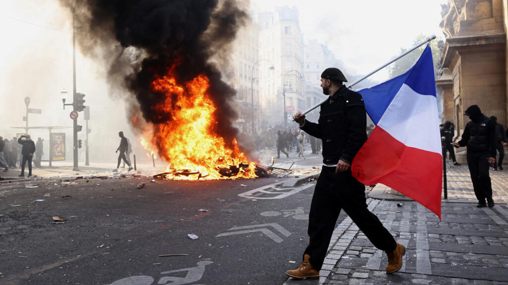 Manifestations du 17 octobre : entre « chaos » et colère sociale, la bataille des récits